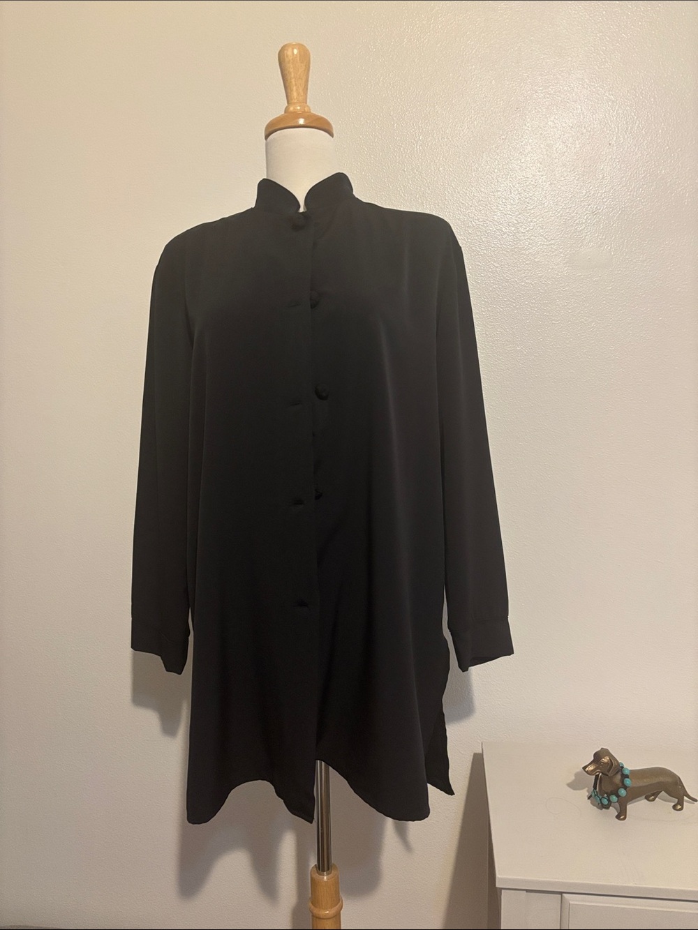 Natori Black Long-Sleeve Mandarin Collar Tunic Tp Medium